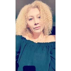 Meet your Posher, Katelynn